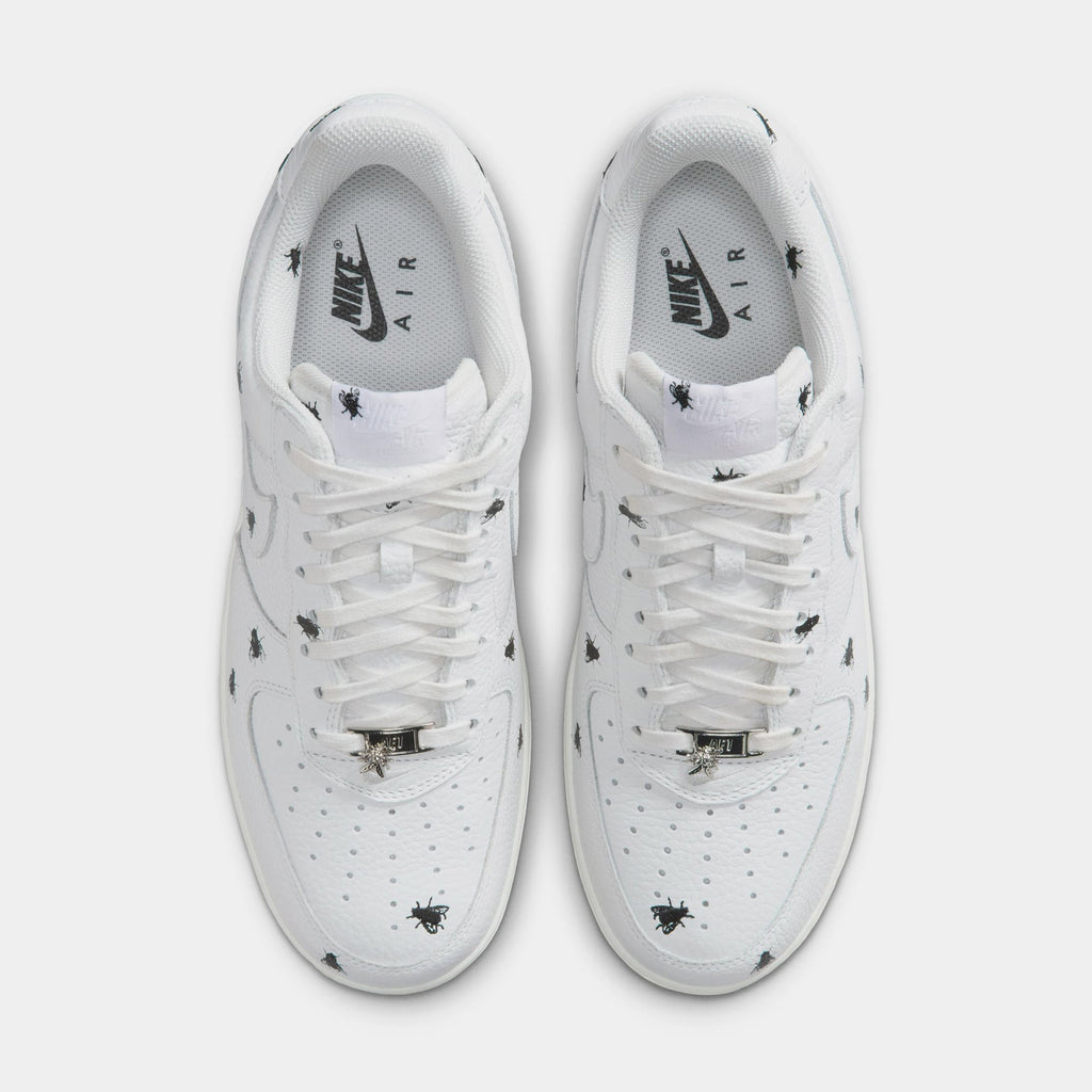 Air Force 1 Retro Summit White and Black Mens Basketball Shoes (Summit White/Black)