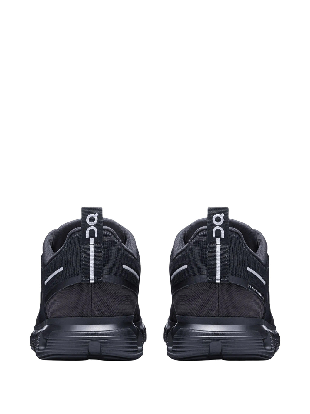 Low-Profile Waterproof Sneakers With Segmented Sole
