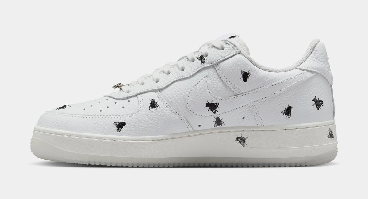 Air Force 1 Retro Summit White and Black Mens Basketball Shoes (Summit White/Black)