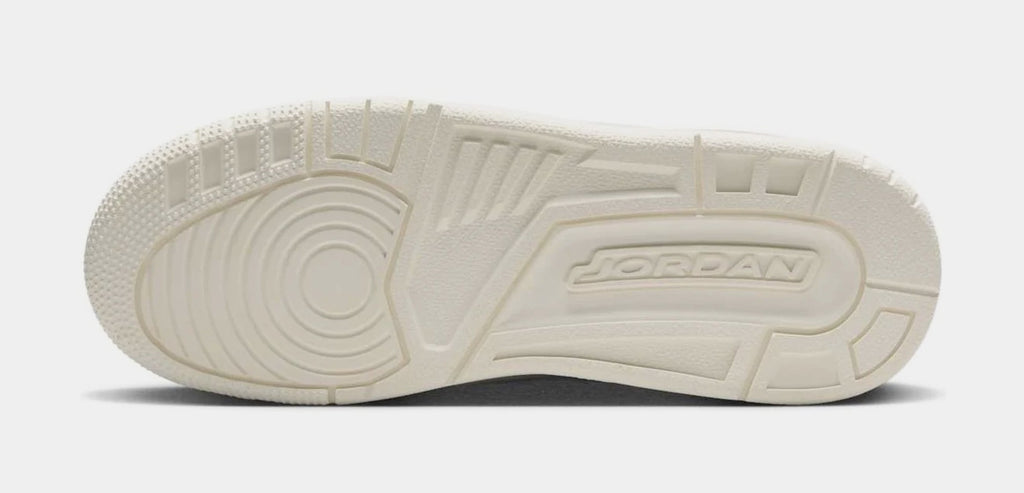 Spizike Low Photon Dust Volt Grade School Basketball Shoes (Photon Dust/Sail/Coconut Milk/Volt)