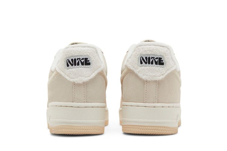 Nike Wmns Air Force 1 '07 SE 'Sanddrift Fleece'