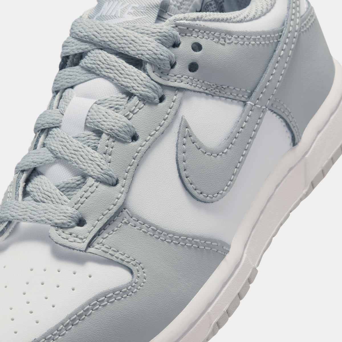 Dunk Low Preschool Lifestyle Shoes (White/White/Light Smoke Grey)