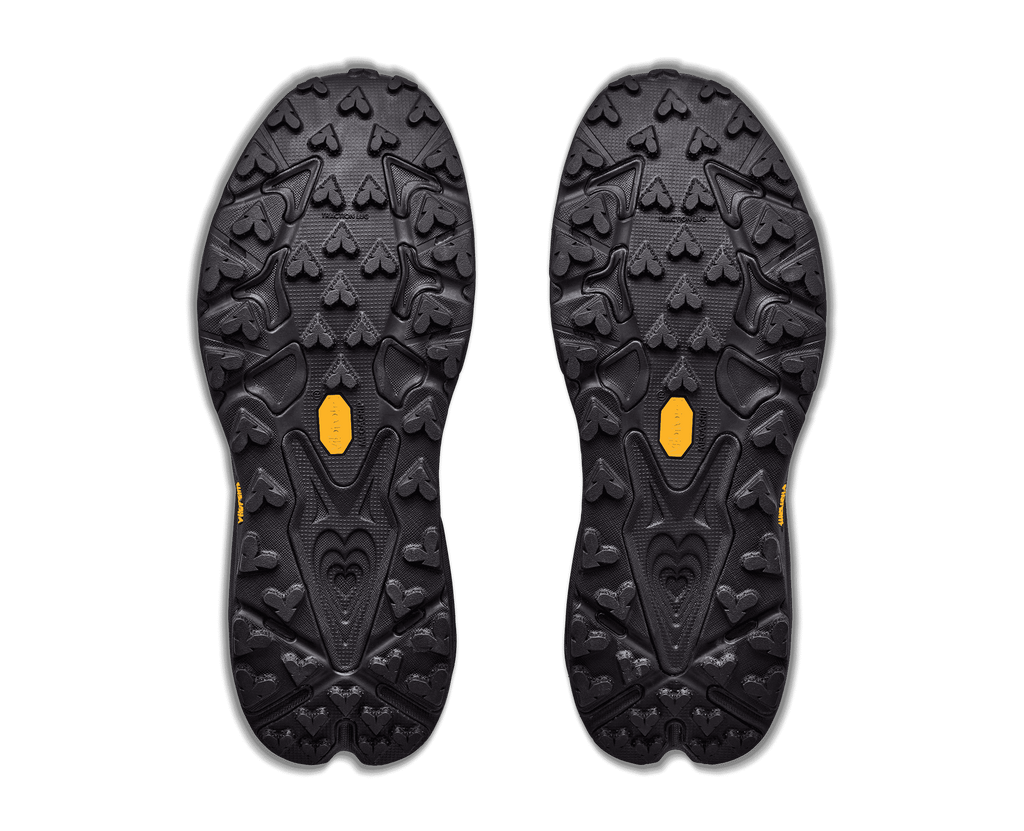 HOKA Men's Speedgoat 7 - BLACK / CARBON BLACK (Wide)