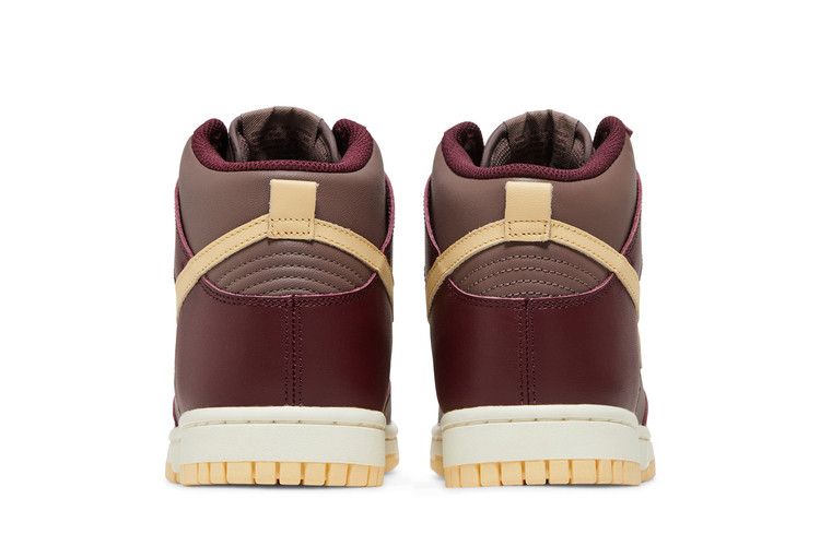 Nike Wmns Dunk High 'Plum Eclipse'