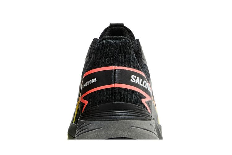Salomon Thundercross 'Black Fiery Coral'
