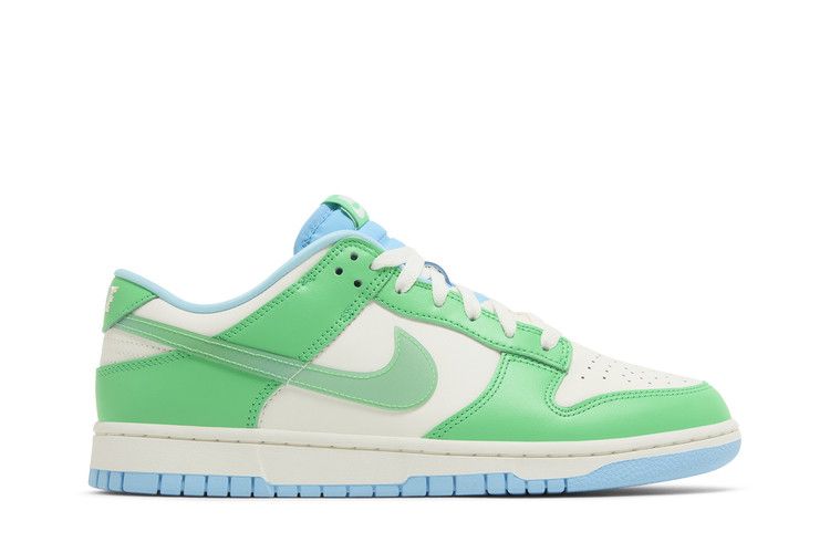 Nike Dunk Low 'Green Shock'