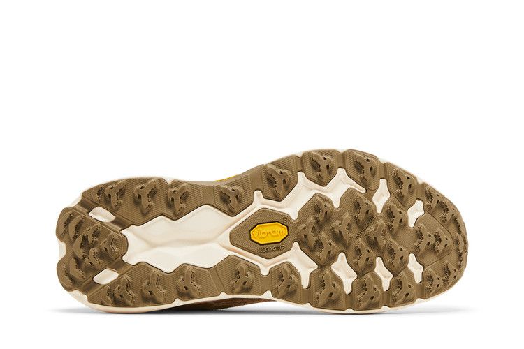 HOKA Speedgoat 5 'Vanilla Wheat'
