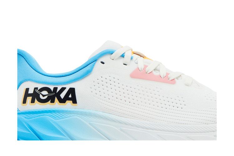 HOKA Wmns Arahi 7 'Blanc De Blanc Swim Day'