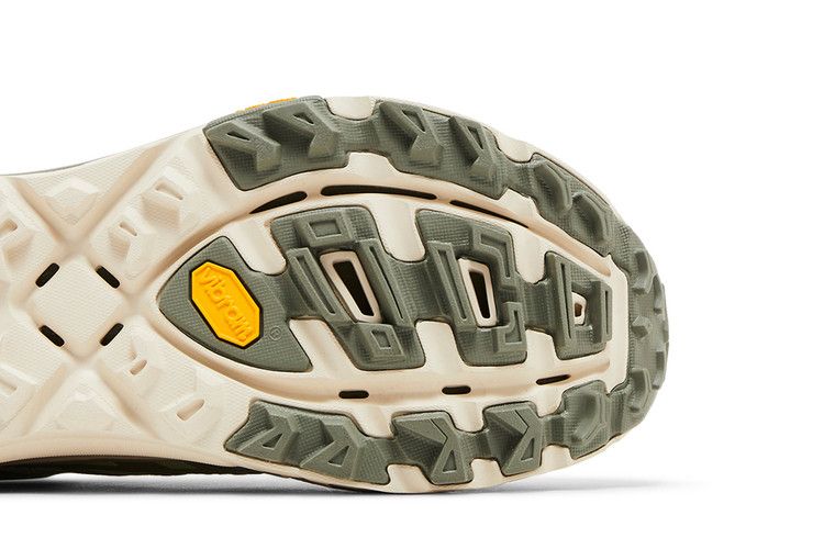 HOKA Mafate Three2 'Barley Seed Green'