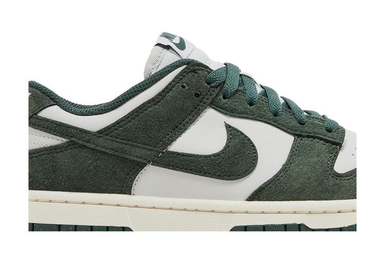 Nike Wmns Dunk Low Next Nature 'Vintage Green'
