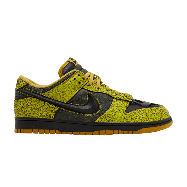 Nike Dunk Low 'Halloween Skull'