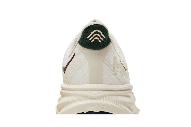 HOKA Clifton 9 'Oat Milk Alabaster'