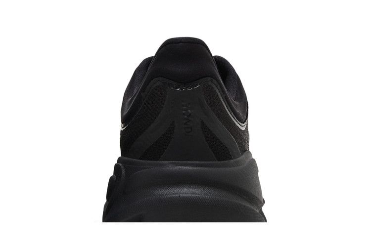 HOKA Bondi 9 'Triple Black'