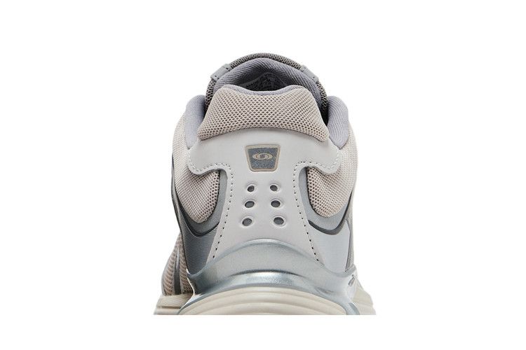 Salomon XT-Whisper 'Silver Lunar Rock'