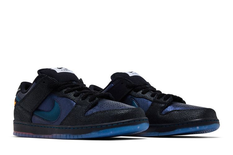 Bluetile x Nike SB Dunk 'Black Marina White'