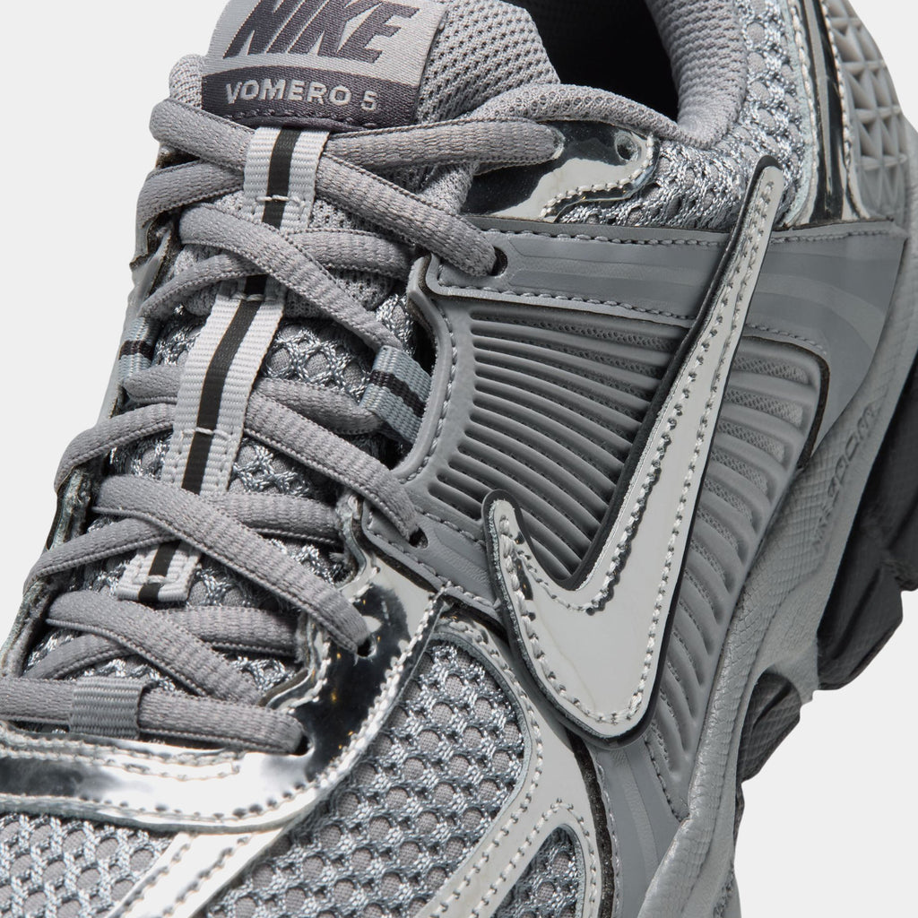 Zoom Vomero 5 Womens Running Shoes (Stealth/Metallic Silver/Gridiron)