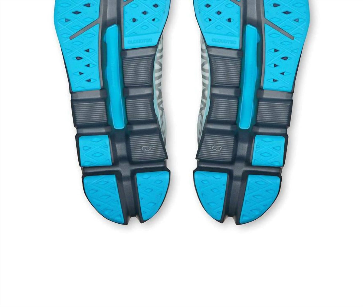Women's Cloudflow 5 Running Shoes In Arctic / Stone