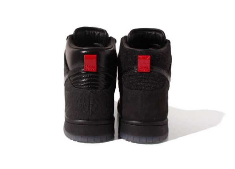 Nike Dunk High Mighty Crown