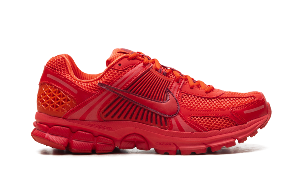 Zoom Vomero 5 WMNS "Light Crimson" FJ2028 602