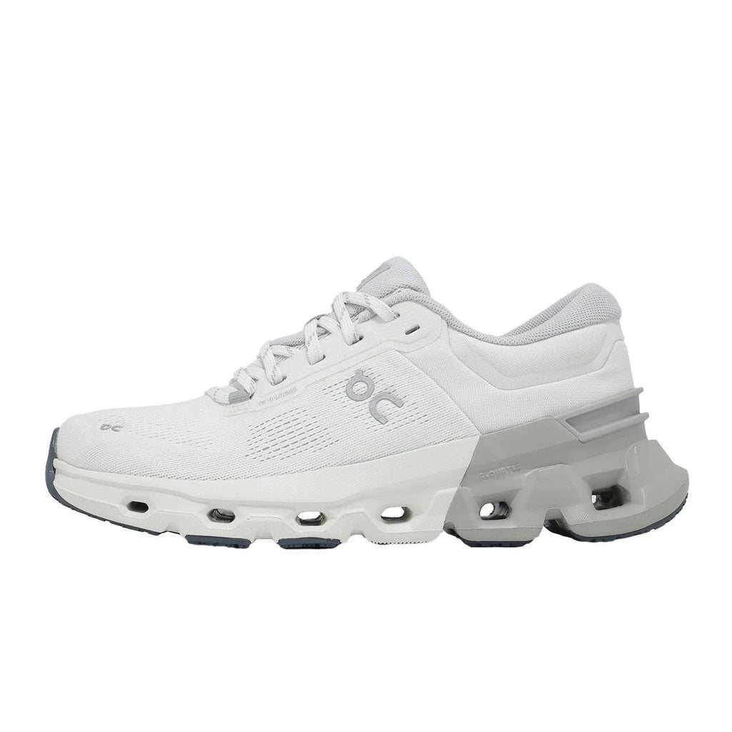 Women's Cloudflyer 5 Running Shoe In Ivory/tin
