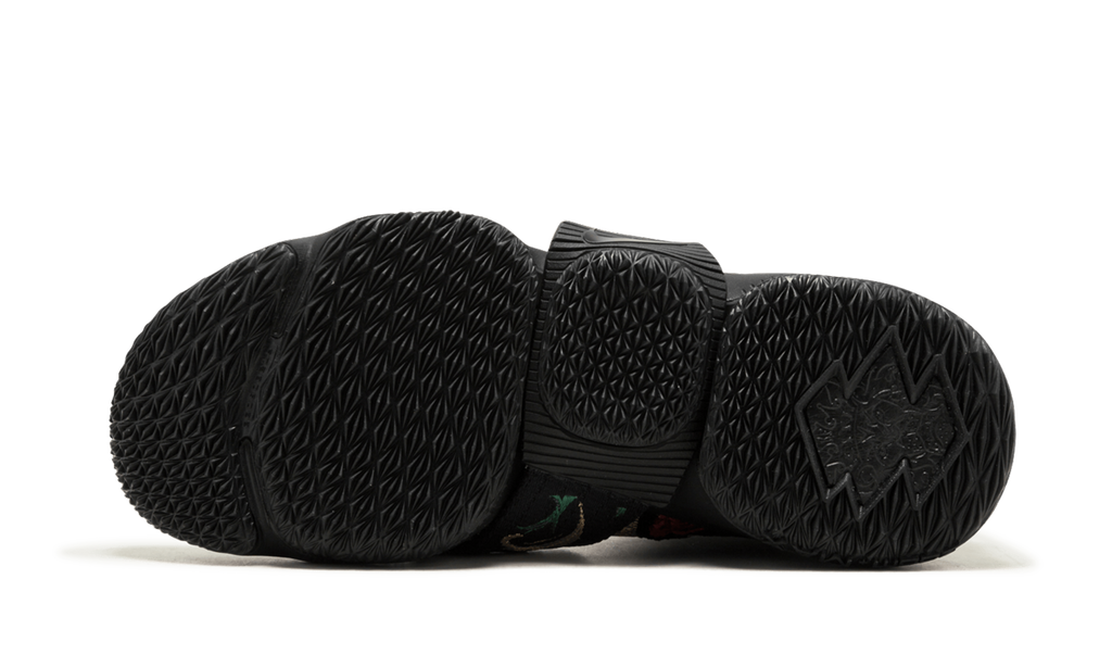 Lebron 15 Lif "King's Crown" AO1068 001