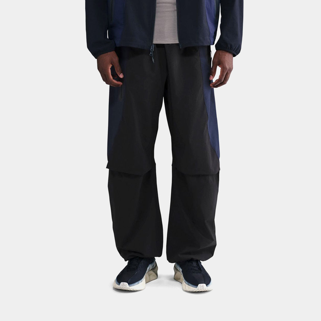 Tech Dri Fit Woven Oversized Mens Pants (Cave Stone/Cool Grey/Black)