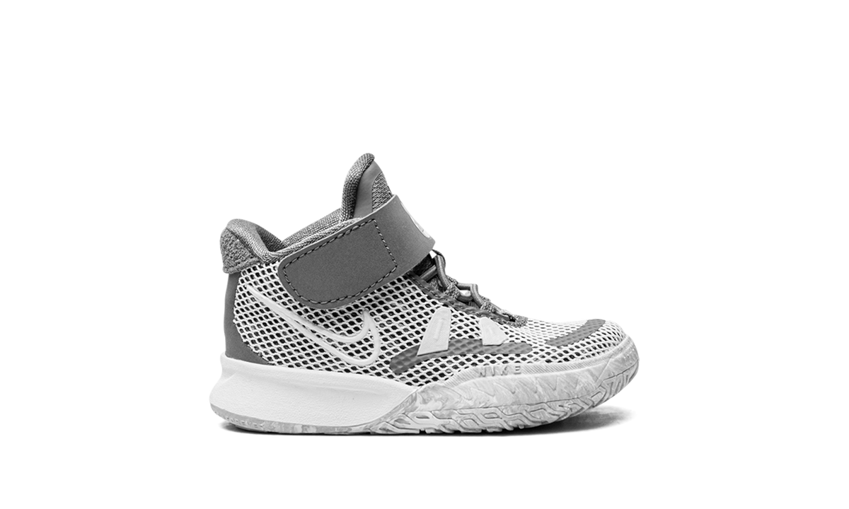 Kyrie 7 SE TD "Chip" DB5625 011