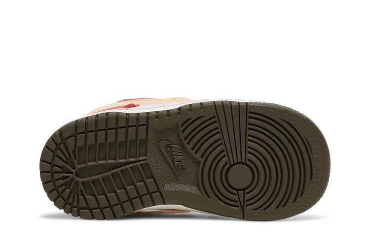 Nike Dunk Low Social Status Free Lunch Strawberry Milk (TD)
