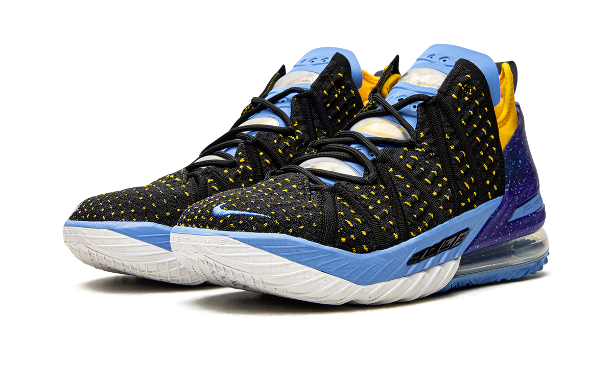 LeBron 18 "Dynasty - Minneapolis Lakers" CQ9283 006