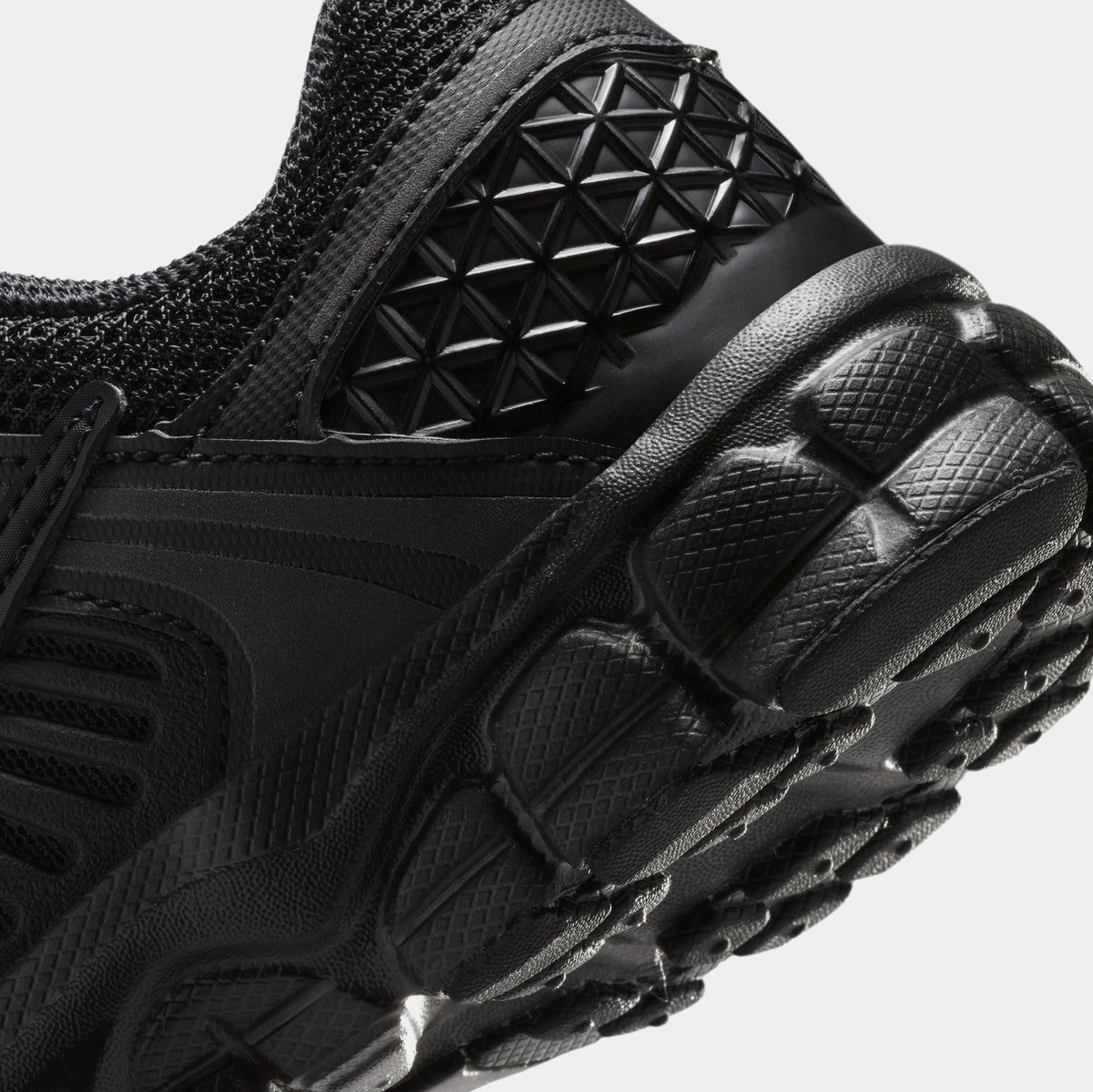 Vomero 5 Preschool Running Shoes (Black/Black)