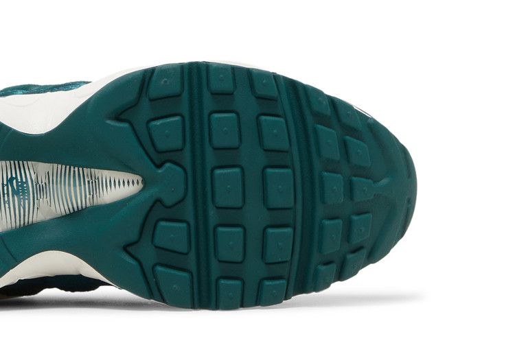 Nike Air Max 95 Green Velvet (Women's)