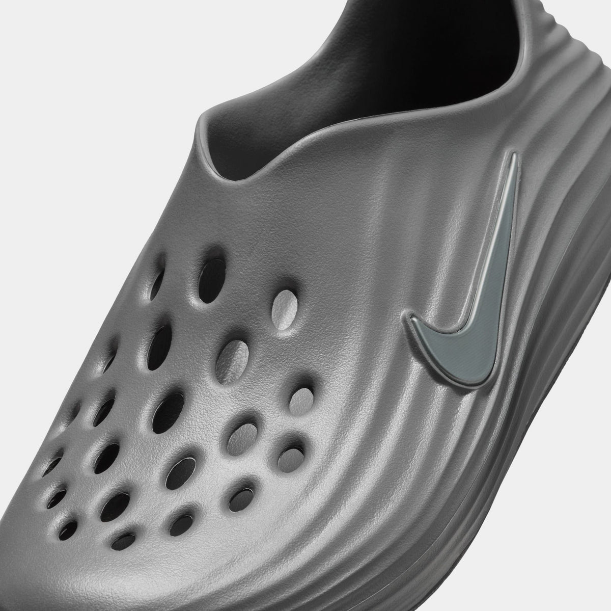 ReactX Rejuven8 Mens Sandals (Smoke Grey/Smoke Grey)