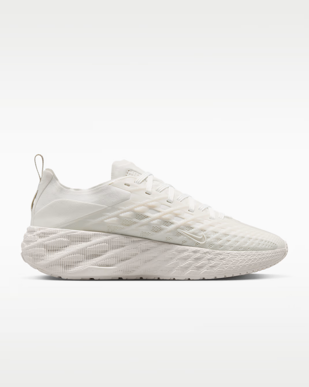 IM1973-100 Nike Ava Edge "Summit White/Light Bone" (Men's)