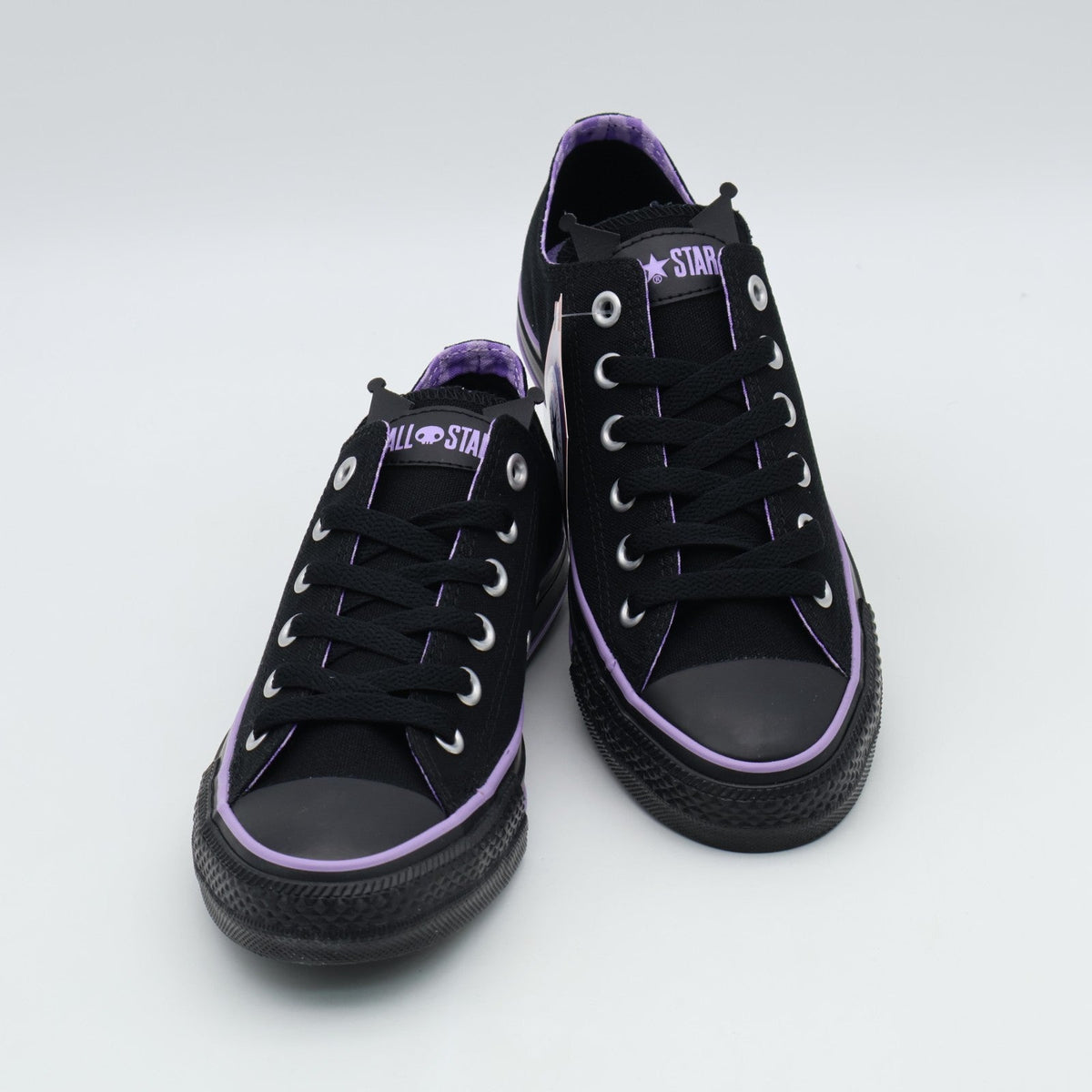 31318850 Sanrio Ã Converse All Star OX "Kuromi" (Men's)