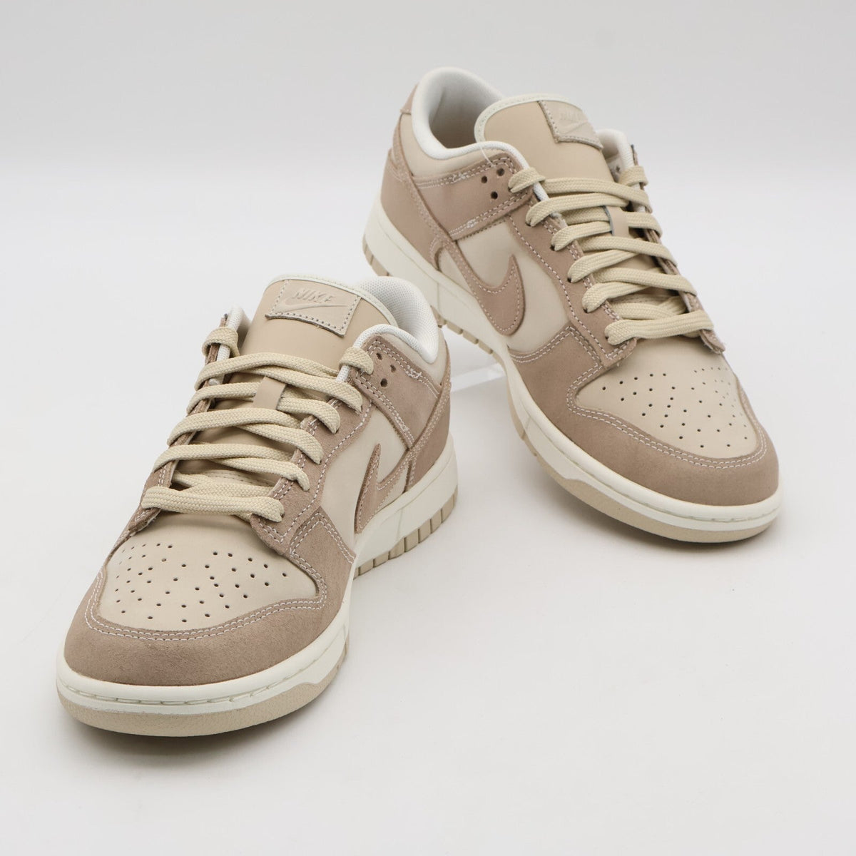 FD0873-126 Nike Dunk Low SE Sanddrift Hemp Sail Beige (Women's)