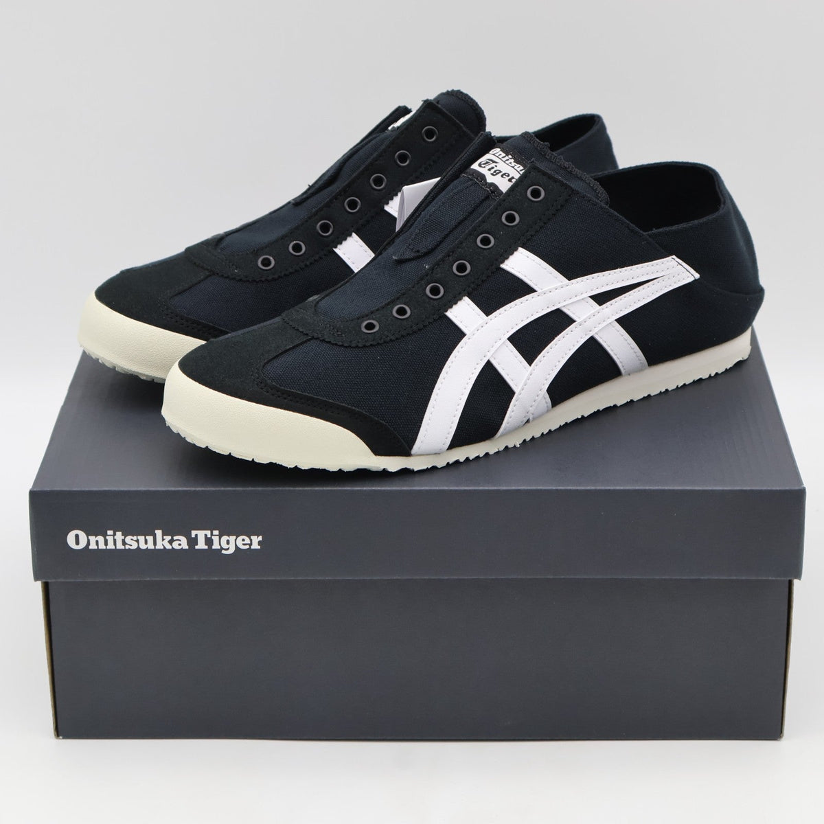 1183A437-002 Onitsuka Tiger Mexico 66 Paraty Black White (Men's)