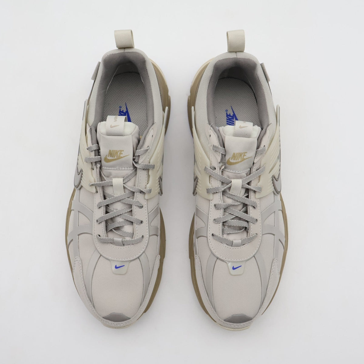 FZ2622-002 Nike V2K Run GORE-TEX Light Iron Stone Light Bone (Women's)