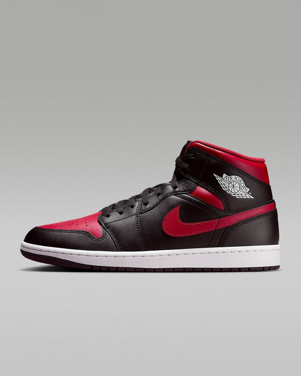 DQ8426-067 Nike Air Jordan 1 Mid Bred (Men's)