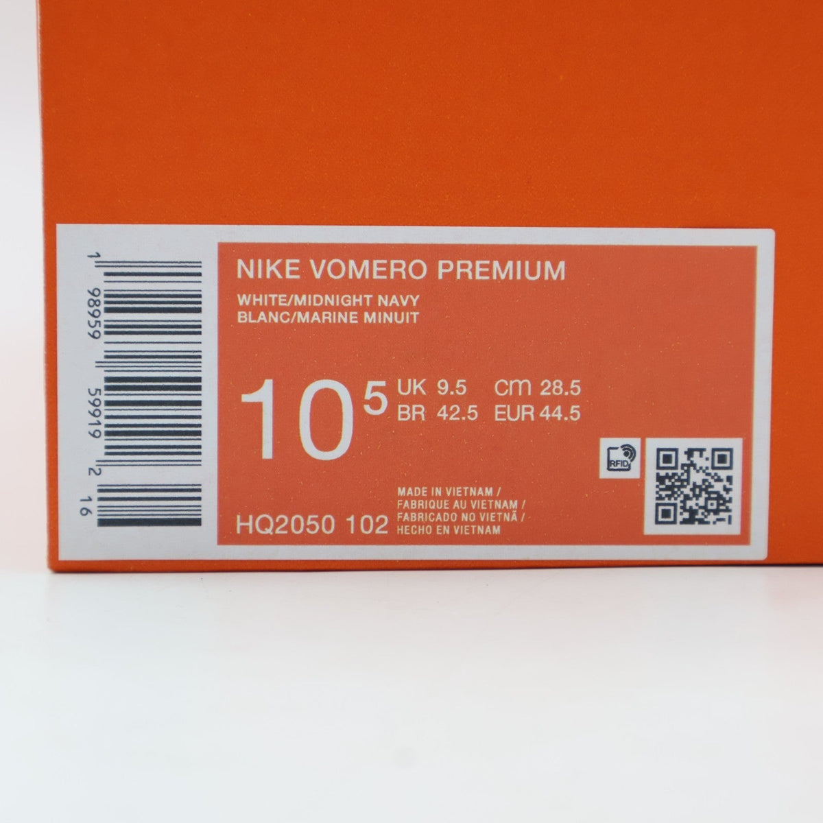 HQ2050-102 Nike Vomero Premium "White/Green Spark" (Men's)