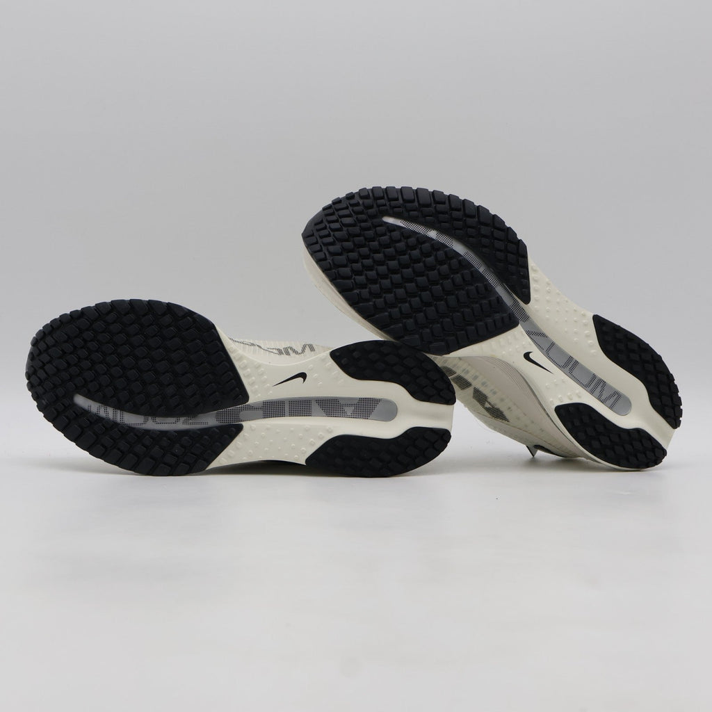 HQ2593-106 Nike Pegasus Premium Sail (Women's)