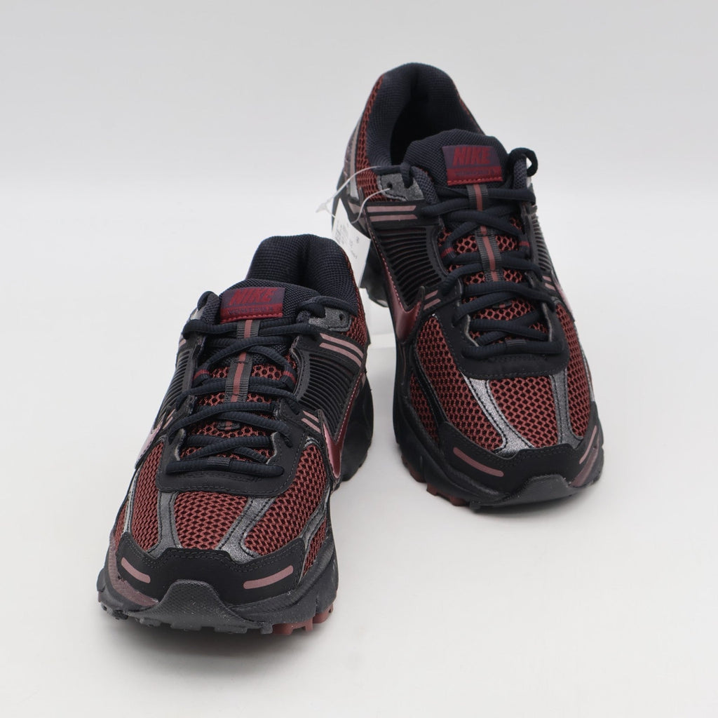 IB8929-002 Nike Zoom Vomero 5 Black Burgundy Crush (Women's)