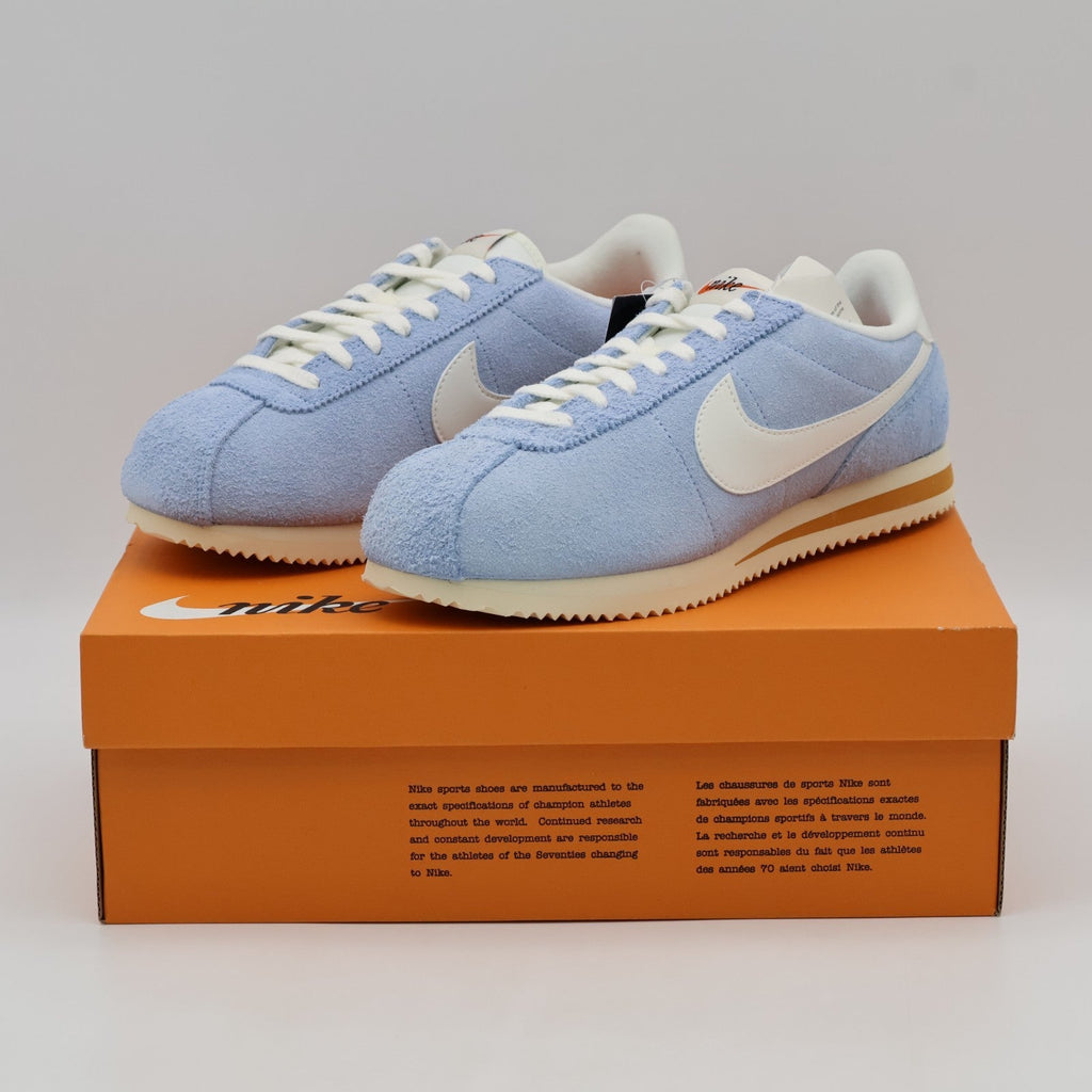 HF3142-400 Nike Cortez SE Suede Psychic Blue Monarch Muslin Sail (Men's)