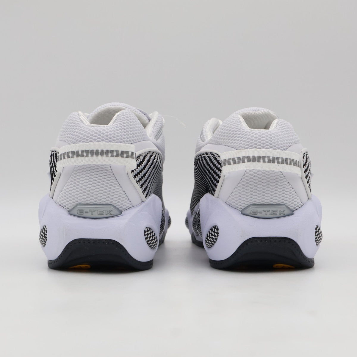 DM0879-101 Drake NOCTA Nike Glide White Black (Men's)