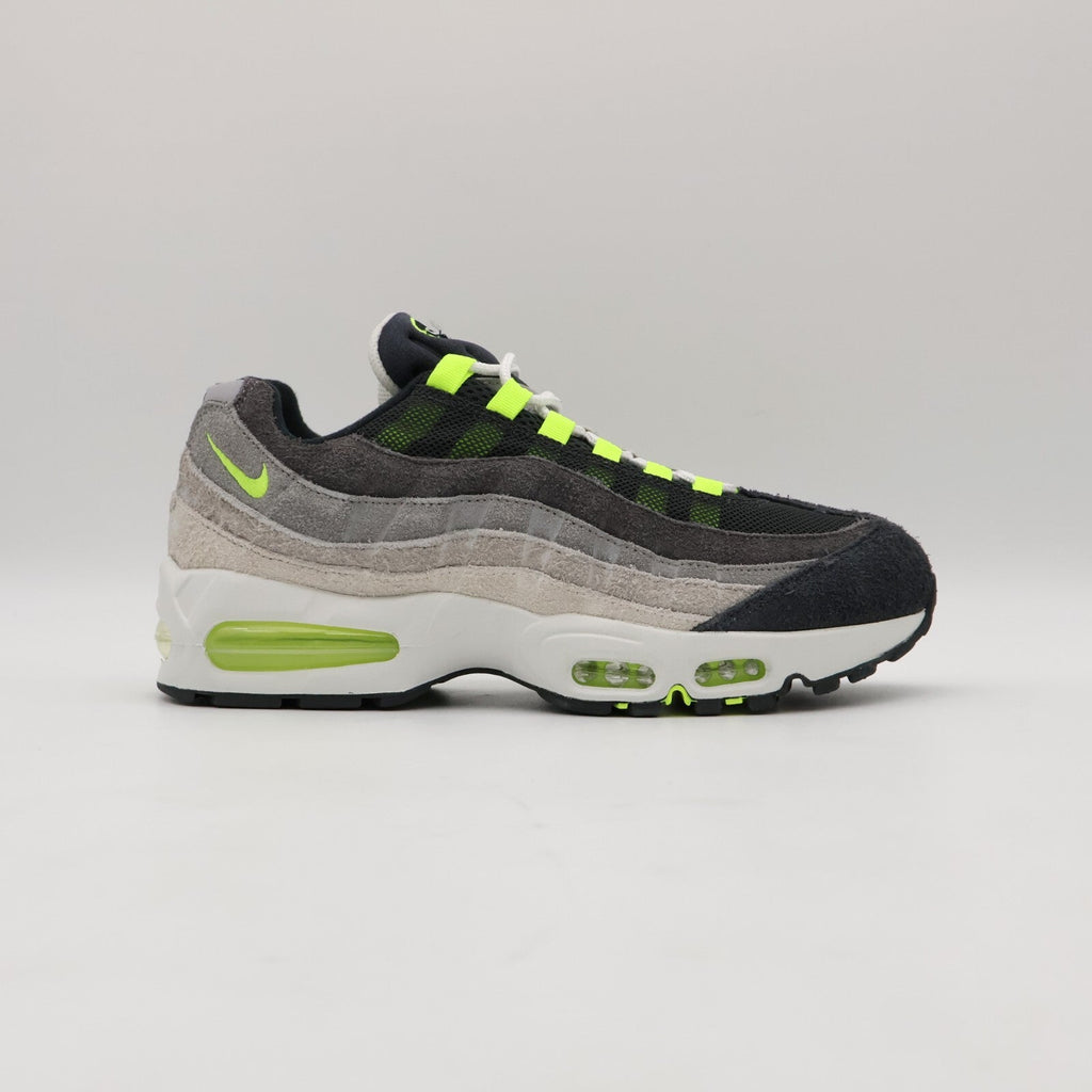 HM4738-001 MoMA Design Store Exclusive Nike Air Max 95 OG Reverse Neon (Men's)