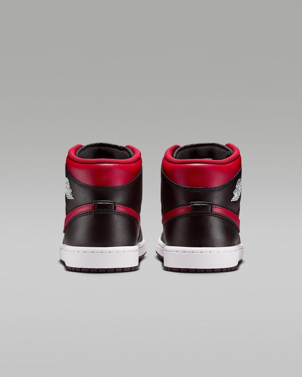 DQ8426-067 Nike Air Jordan 1 Mid Bred (Men's)