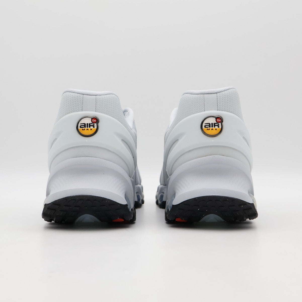 FQ7860-010 Nike Air Max DN8 White Black (Men's)