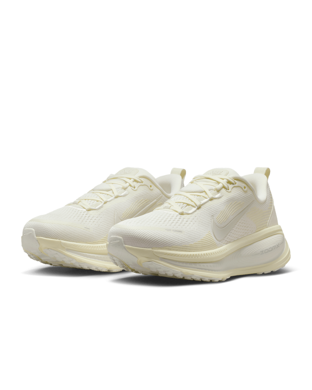 HM6804-110 Nike Vomero 18 Sail Coconut Milk White Summit White (Women's)