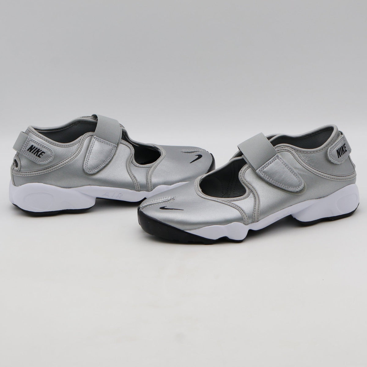 HM5737-003 Nike Air Rift Leather Metallic Silver (Women's)