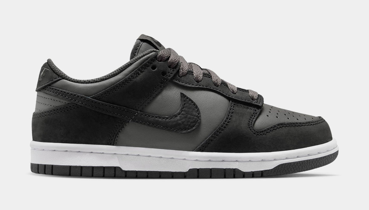 Dunk Low SE Grade School Lifestyle Shoes (Medium Ash/Black/White)