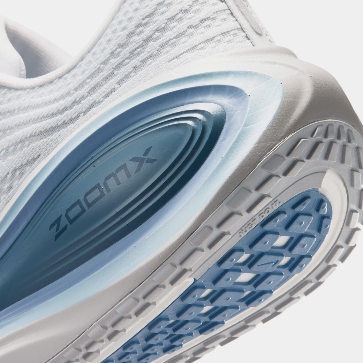 Vomero Plus Mens Running Shoes (Off White/Grey Fog/Thunderstorm/Obsidian)